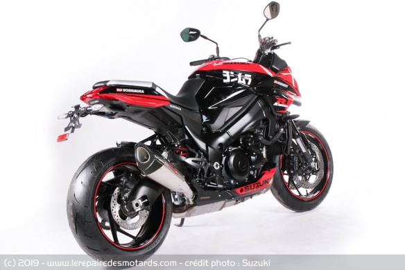 La Katana Yoshimura n'est produite qu'à 10 exemplaires La Katana Yoshimura n'est produite qu'à 10 exemplaires