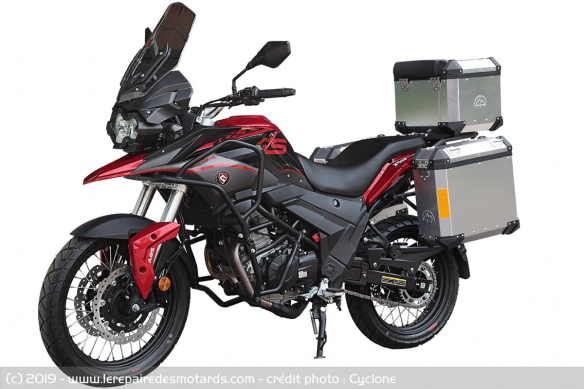 La RX3S est proposée à 6.089 euros avec le kit Grand Raid La RX3S est proposée à 6.089 euros avec le kit Grand Raid