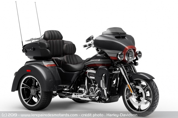 Harley-Davidson CVO Tri-Glide Harley-Davidson CVO Tri-Glide