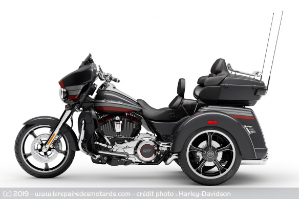 Harley-Davidson CVO Tri-Glide Harley-Davidson CVO Tri-Glide