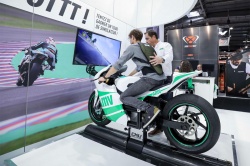 Améliorer sa conduite par un simulateur moto Améliorer sa conduite par un simulateur moto