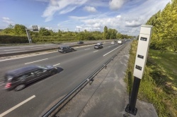 Des radars tourelles pour remplacer les cabines détruites - Crédit photo : Idemia