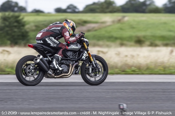 Bubba Myers a également battu deux records de vitesse dans la catégorie V-Twin stock de moins de 1.350 cm3 Bubba Myers a également battu deux records de vitesse dans la catégorie V-Twin stock de moins de 1.350 cm3
