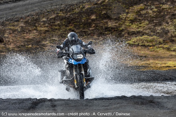 Location de la moto et achat de l'équipement sont également prévus