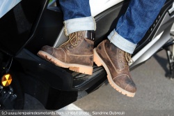 Bientôt les bottes obligatoires à moto ?