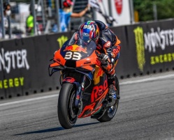MotoGP : victoire Binder