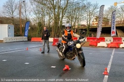 Moto-écoles : oui pour le permis, non pour les leçons