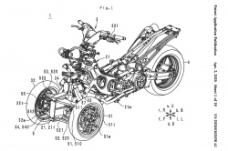 Yamaha brevette un TMAX à trois roues
