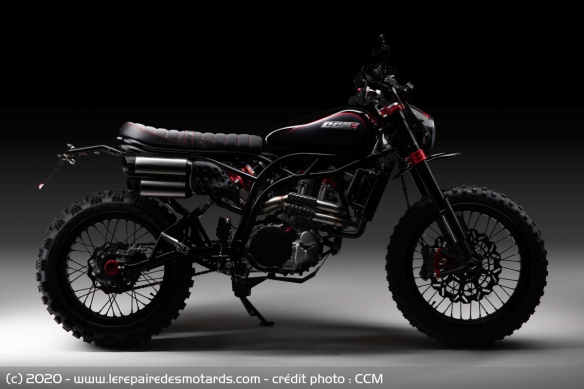 CCM Spitfire Blackout