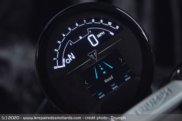 L'instrumentation TFT de la Triumph Trident