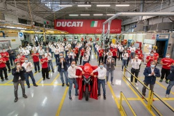 Ducati lance la production de la Multistrada V4