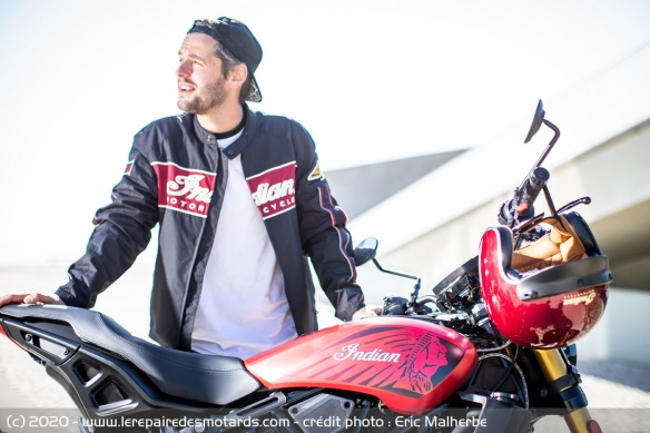 FTR 1200 S Ruby Smoke FTR 1200 S Ruby Smoke