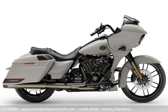 Harley-Davidson CVO Road Glide Harley-Davidson CVO Road Glide