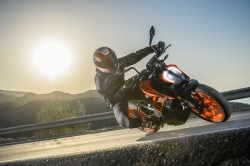 Les KTM 490 et 750 pour 2022 - Crédit photo : Schedl R./KTM