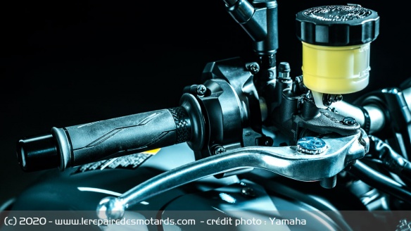 La MT-09 reçoit un maitre-cylindre radial Nissin