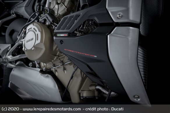 Le moteur conserve ses 208 ch et 123 Nm pour Euro5 Le moteur conserve ses 208 ch et 123 Nm pour Euro5