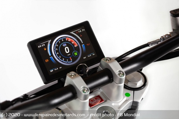 Mondial se modernise avec un compteur TFT couleur Mondial se modernise avec un compteur TFT couleur