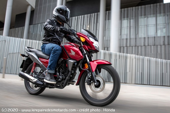 La CB125F sera disponible à partir de novembre