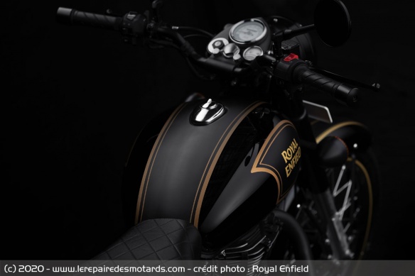 Royal Enfield Tribute Black