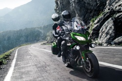 Kawasaki dévoile ses motos 650 2021
