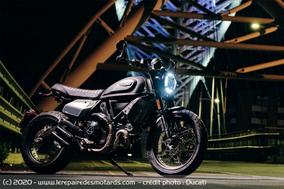 Ducati Scrambler 800 Nightshift