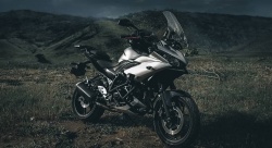 Une Yamaha Tracer 250 artisanale