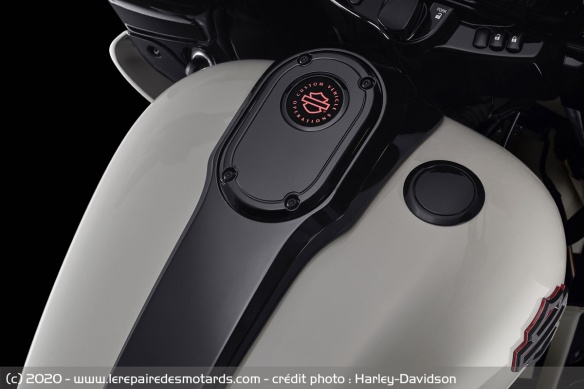 Harley-Davidson CVO Road Glide Harley-Davidson CVO Road Glide