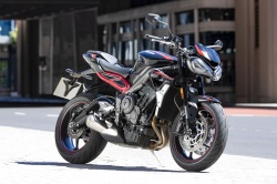 Triumph Street Triple R
