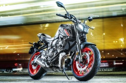 Roadster Yamaha MT-07