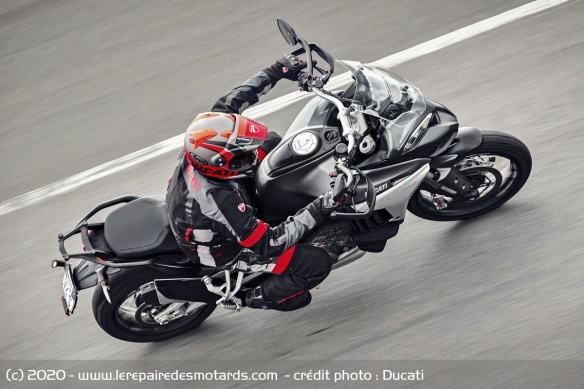 Trail Ducati Multistrada V4 et V4 S