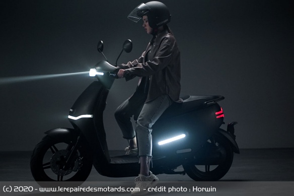 Scooter Horwin EK3