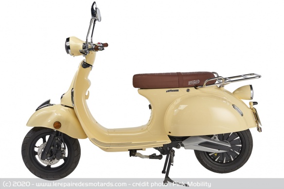 Le Style Plus est capable d'atteindre 85 km/h