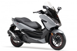 Une série limitée pour le Honda Forza 300