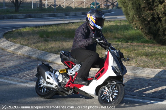 Nous avions pu essayer le Dragster 125 l'hiver dernier Nous avions pu essayer le Dragster 125 l'hiver dernier