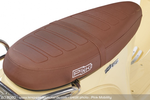 La selle du Pink Style Plus