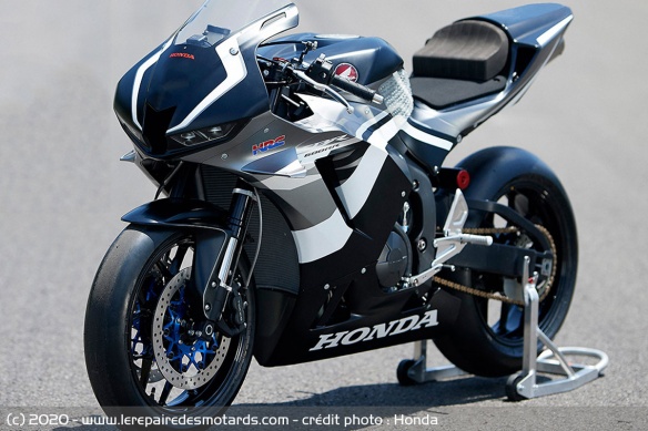 Pour l'heure, la CBR600RR est réservée au marché japonais Pour l'heure, la CBR600RR est réservée au marché japonais