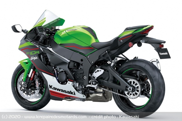 Sportive Kawasaki Ninja ZX-10R 2021