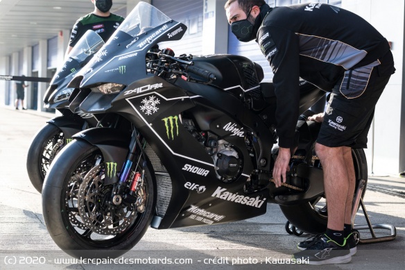 Kawasaki Ninja ZX-10RR 2021