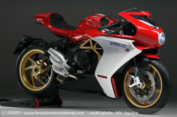 Sportive MV Agusta Superveloce 800 Sportive MV Agusta Superveloce 800