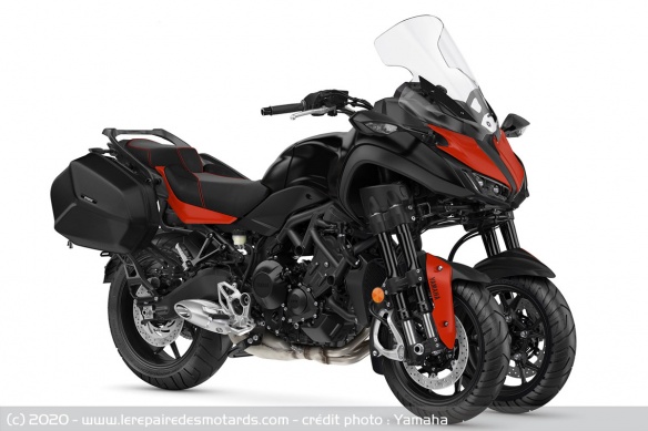 Yamaha Niken GT Tech Black
