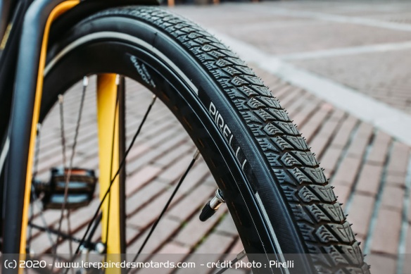 Pirelli lance un pneu hiver pour deux-roues Pirelli lance un pneu hiver pour deux-roues