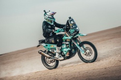 Africa Eco Race : Poskitt reste dans la course