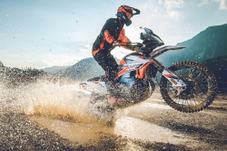 KTM se met à la réservation de moto par internet