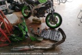 Démonter moto atteindre partie moteur