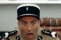 Gendarmerie offre calin