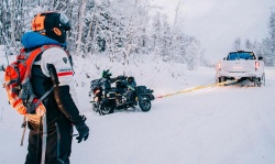 Vidéo : là où s'arrête la route