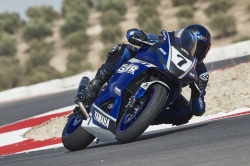 Yamaha lance une compétition pour les R7