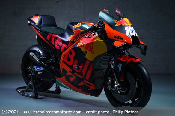 La KTM RC16 du team Factory
