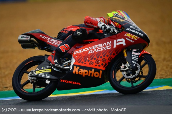 Rodrigo mène la 1re journée d'essais libres en Moto3