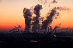 Le CO2 plus fort que le confinement - Crédit photo : Ralf Vetterle/Pixabay